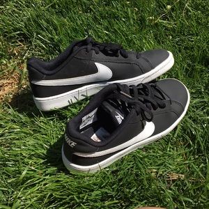 nike royales size, black and white